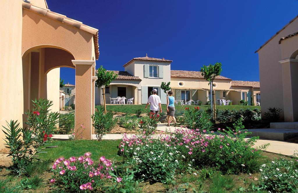 Vacanceole - Port Minervois, Les Hauts Du Lac Омс Екстериор снимка