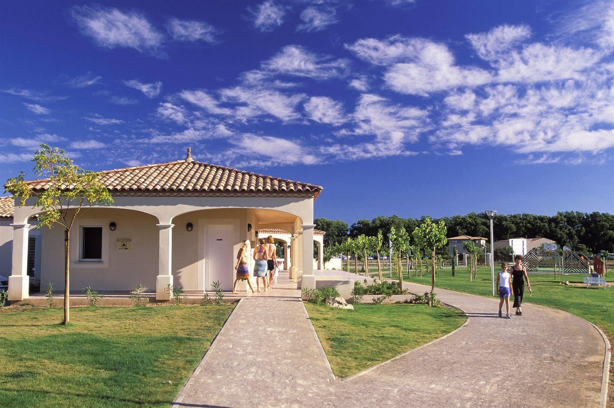 Vacanceole - Port Minervois, Les Hauts Du Lac Омс Екстериор снимка