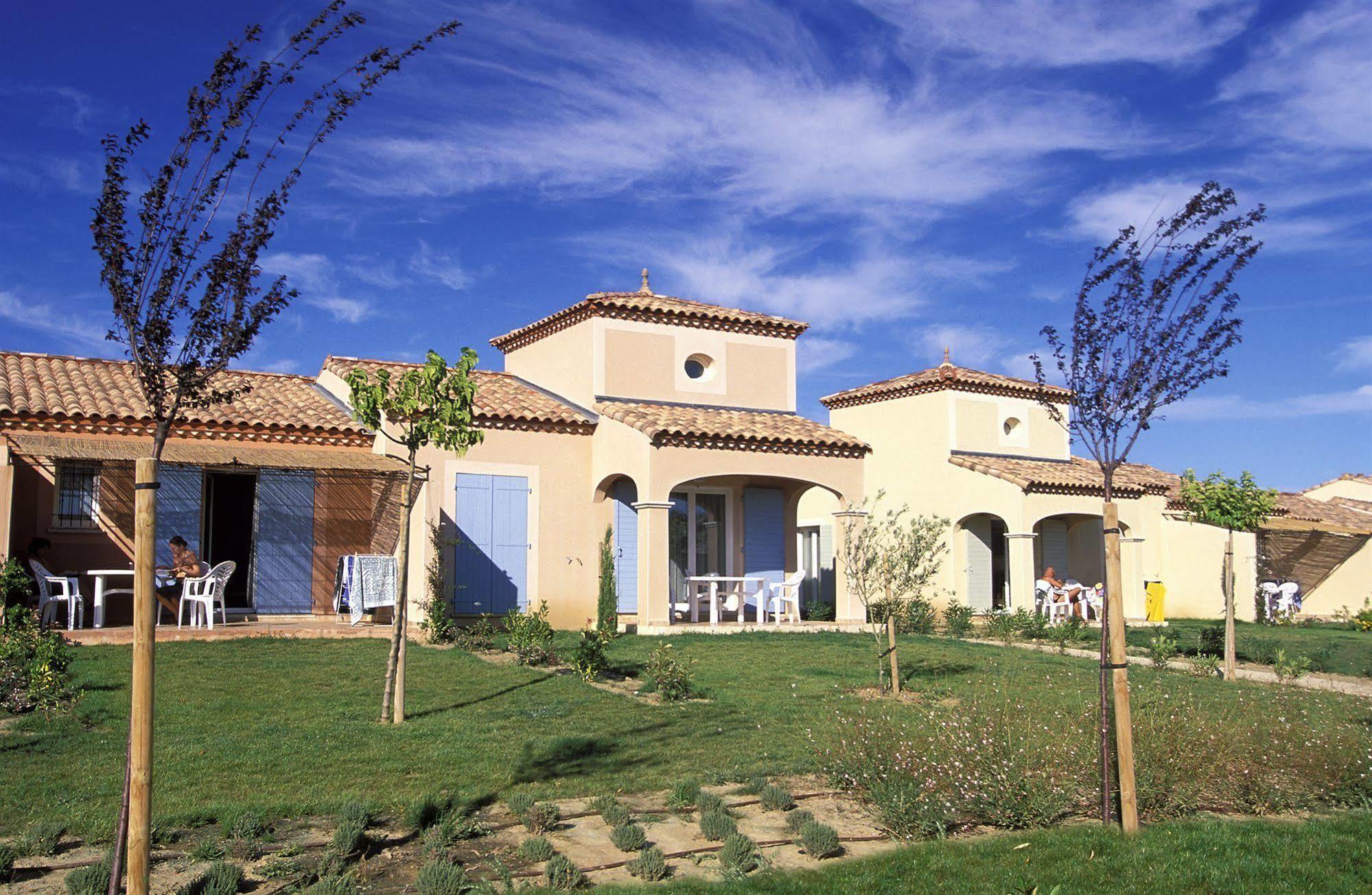 Vacanceole - Port Minervois, Les Hauts Du Lac Омс Екстериор снимка