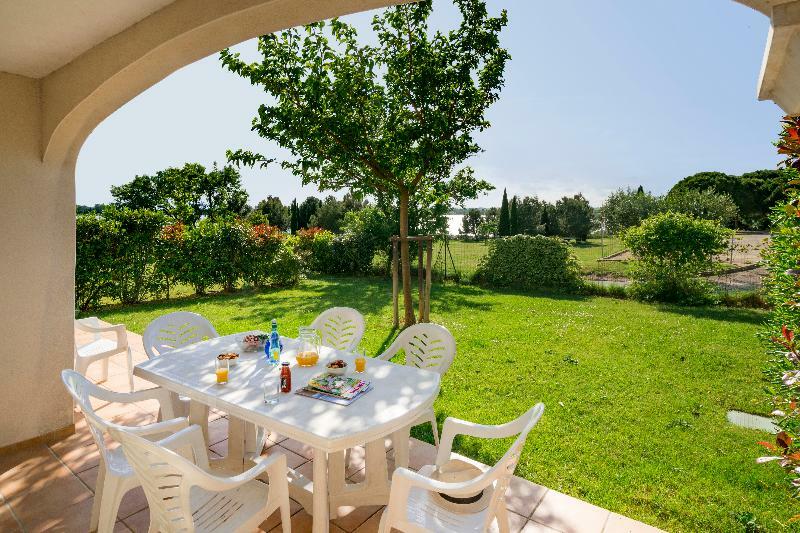 Vacanceole - Port Minervois, Les Hauts Du Lac Омс Екстериор снимка